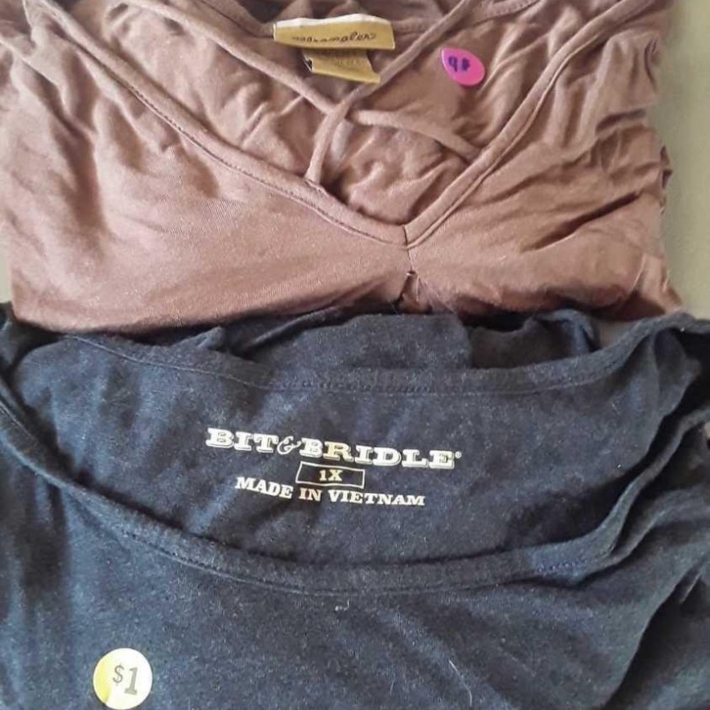 2 long sleeve women’s shirts